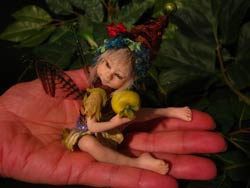 Baby Fairie Pixie Meeka e la mela